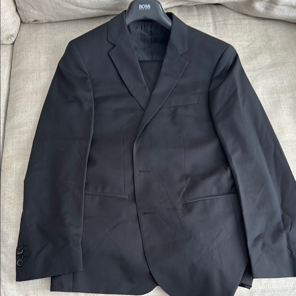 BOSS Men's Suit - Never Worn
